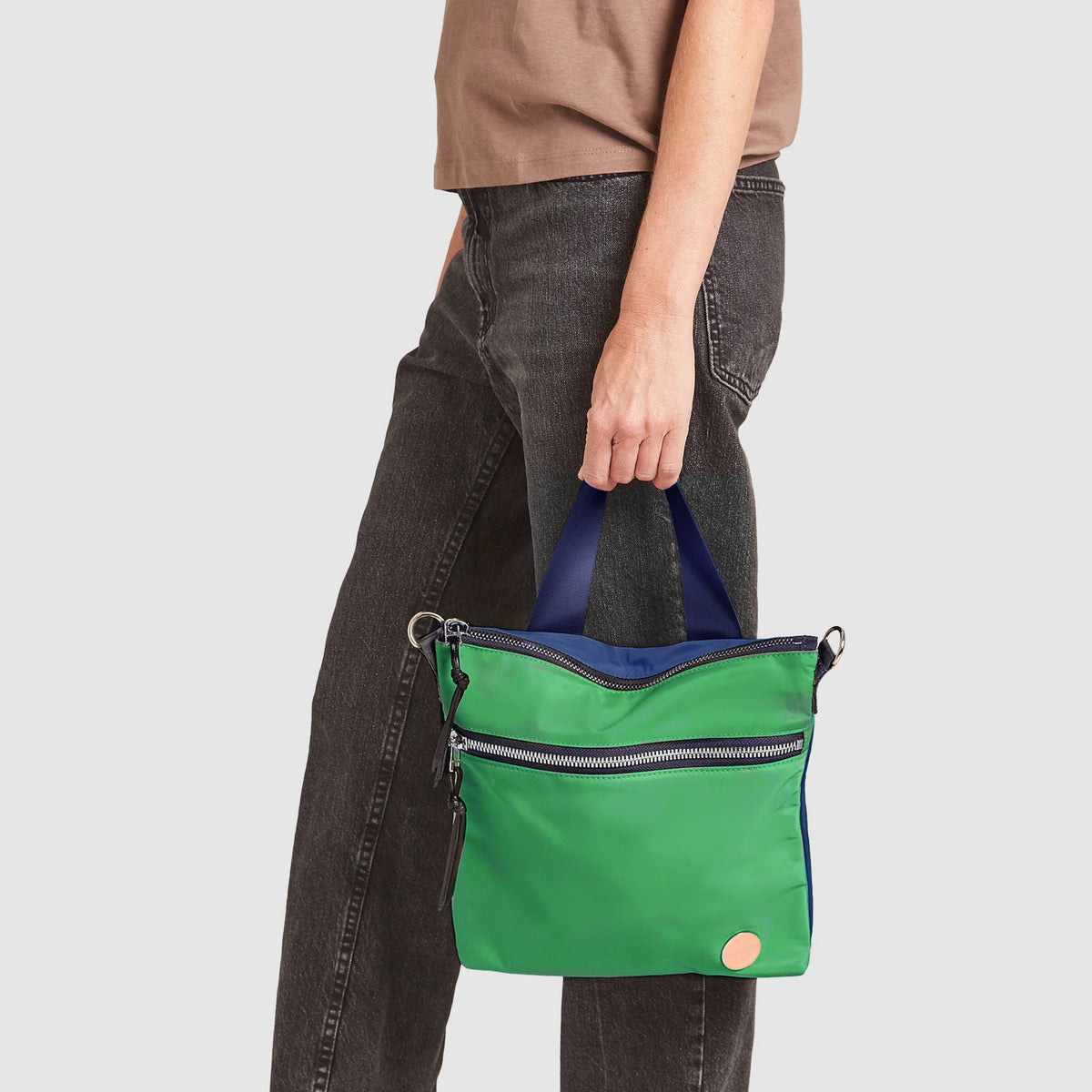 amuse - medium crossbody bag