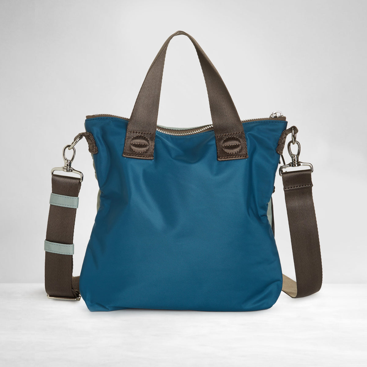 amuse - medium crossbody bag
