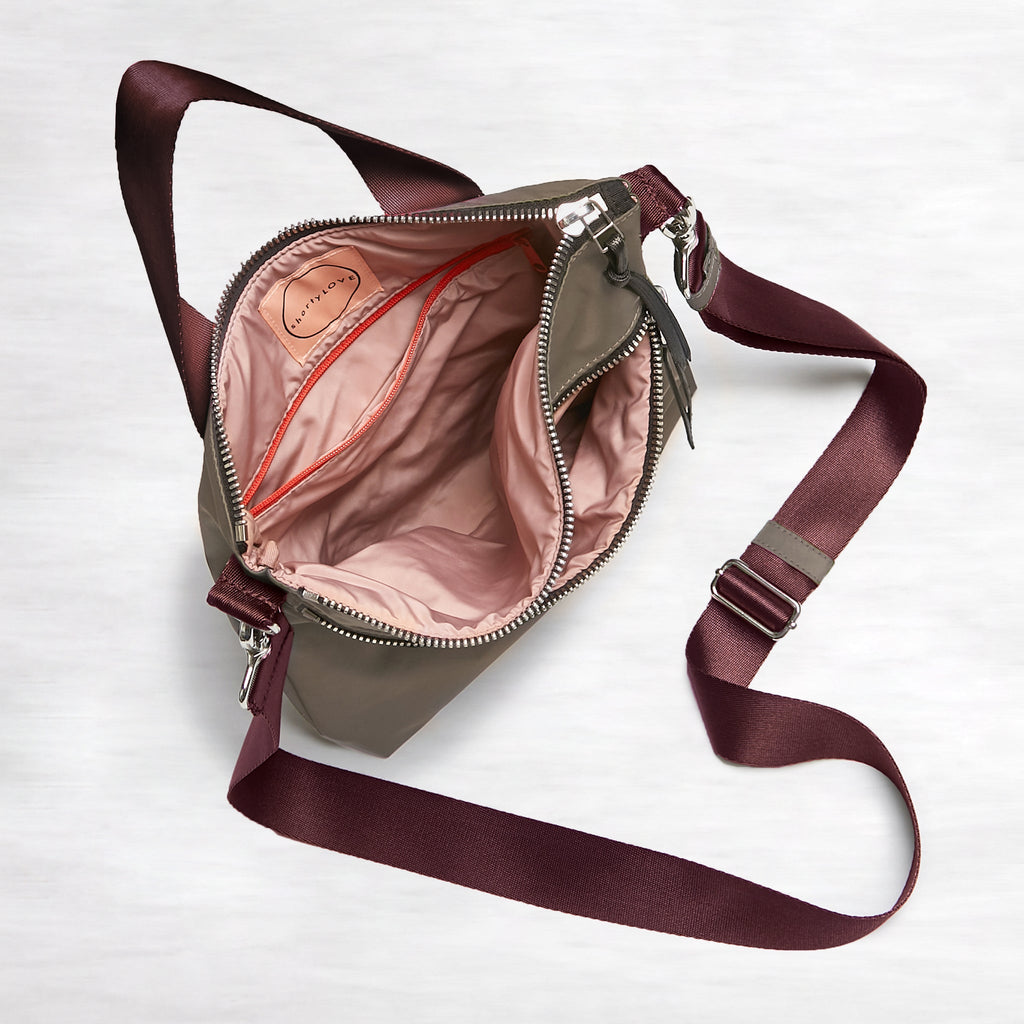 amuse - medium crossbody bag