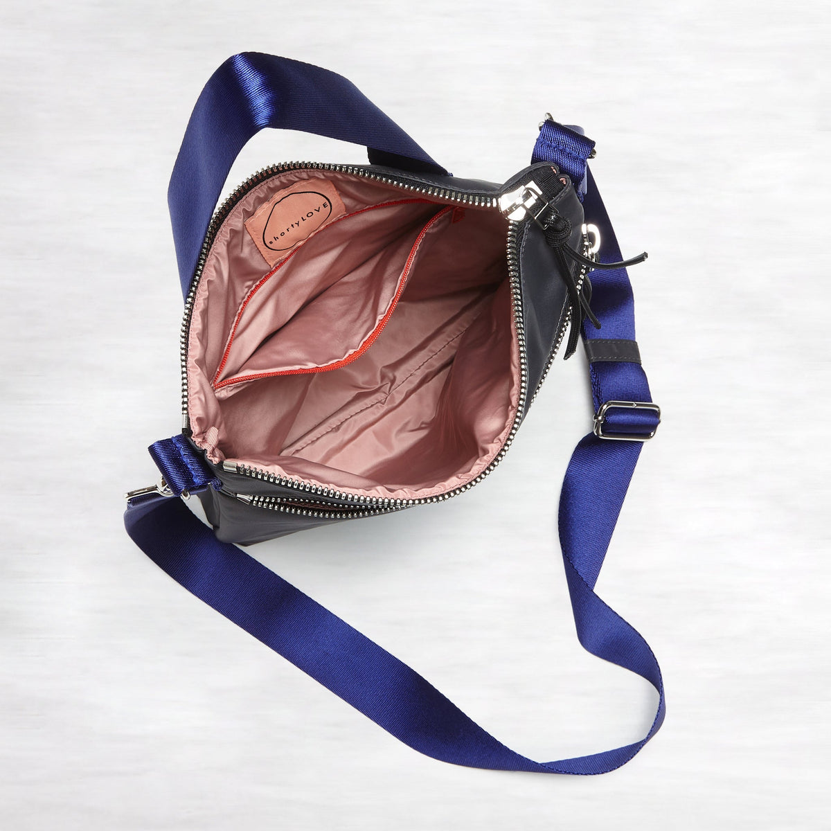 amuse - medium crossbody bag