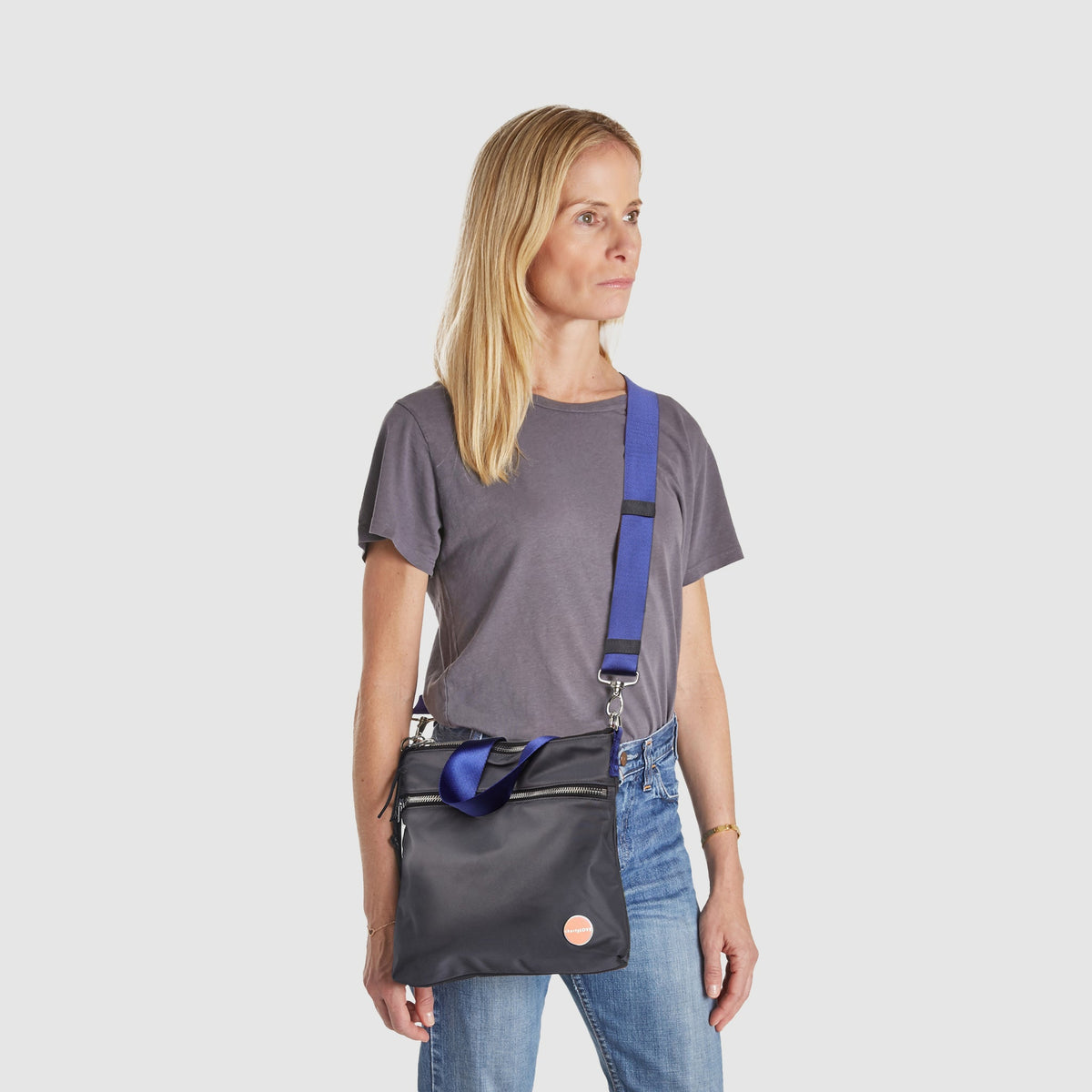 amuse - medium crossbody bag