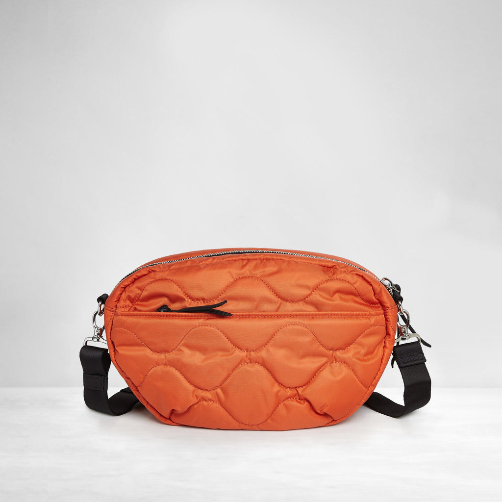 cruiser - medium quilted crossbody