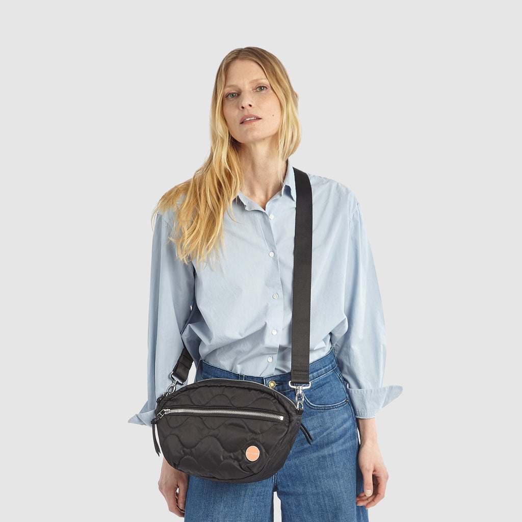 cruiser - medium quilted crossbody