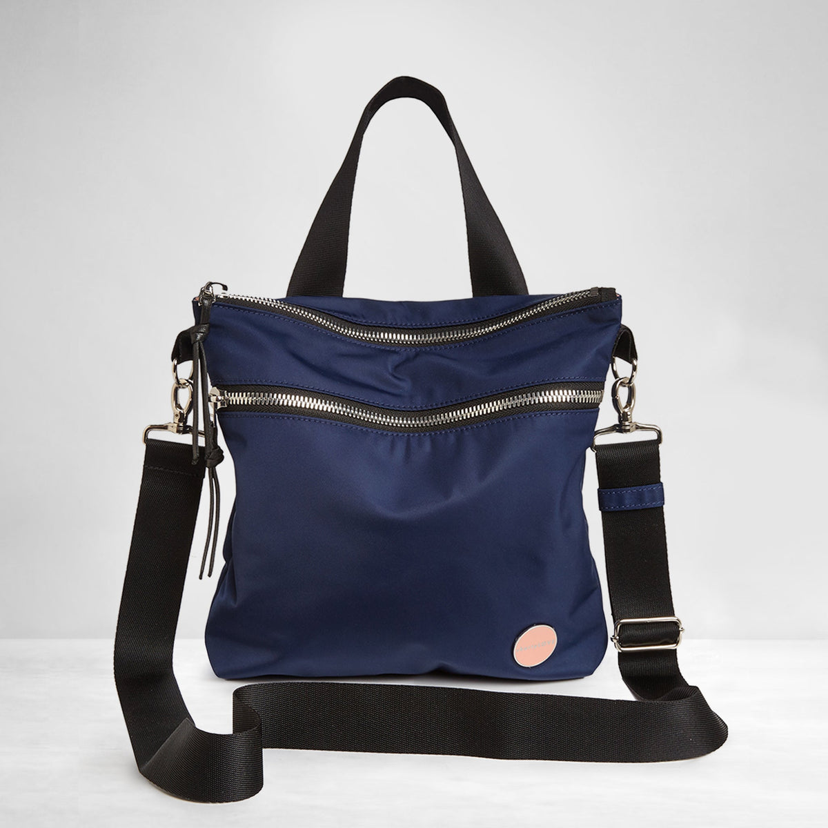amuse - medium crossbody bag