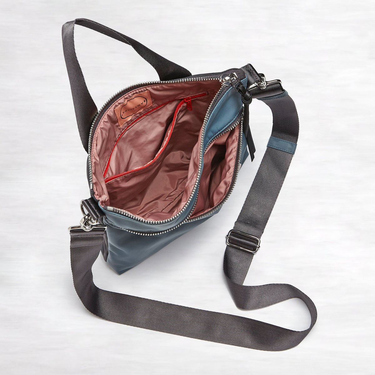 amuse - medium crossbody bag