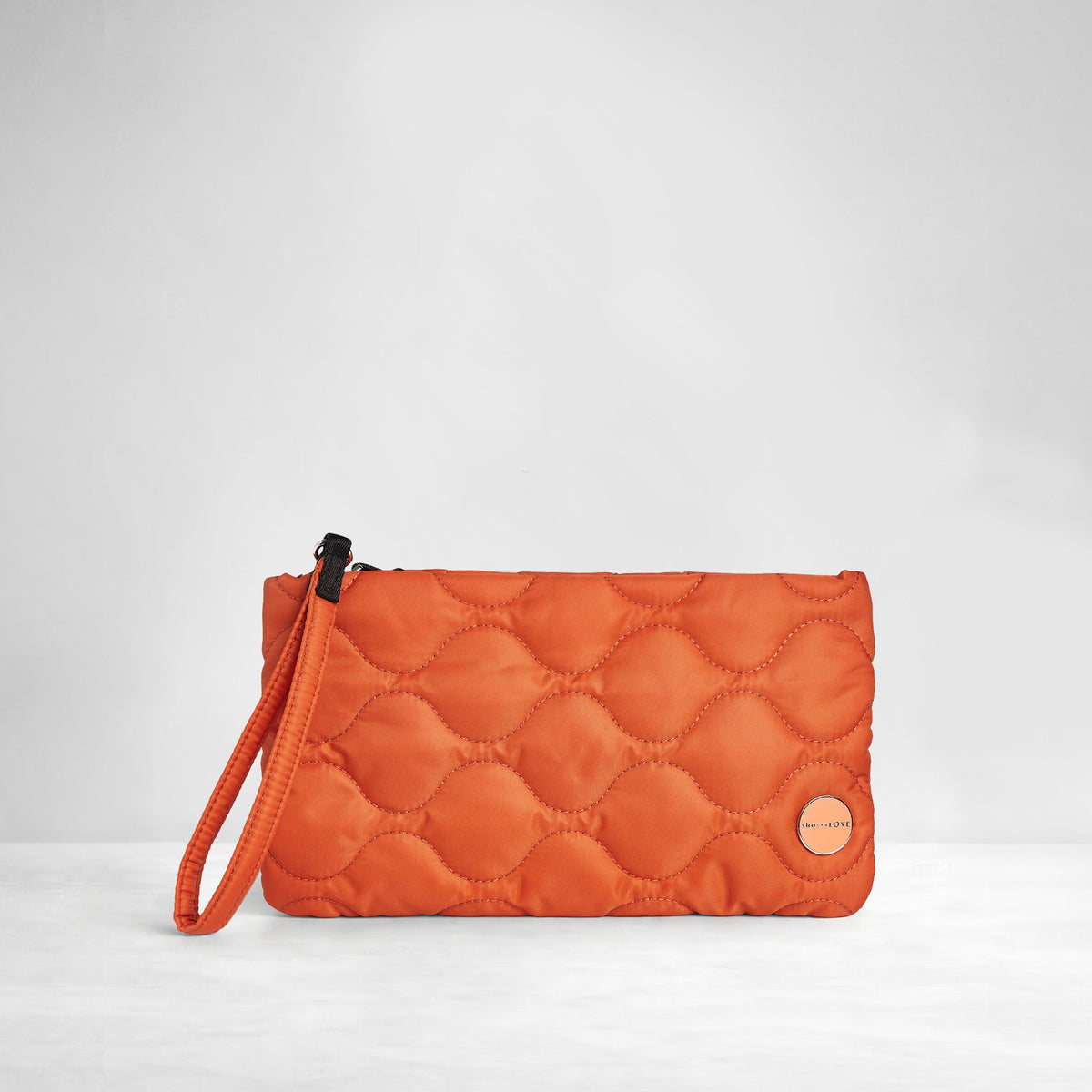 cleo - quilted wristlet clutch