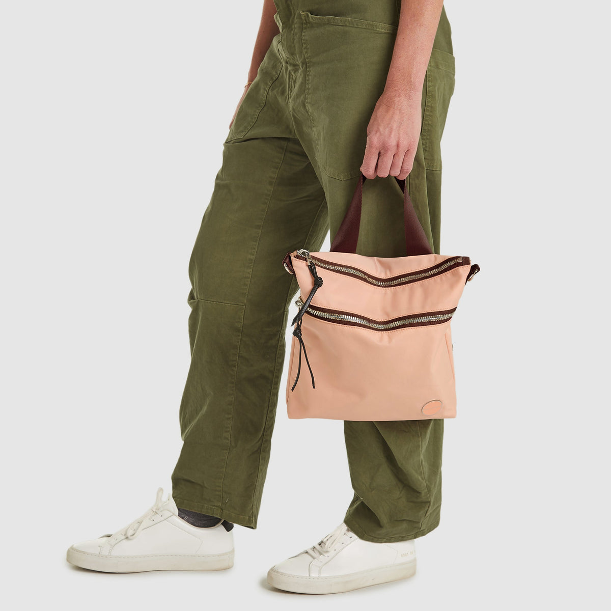 amuse - medium crossbody bag