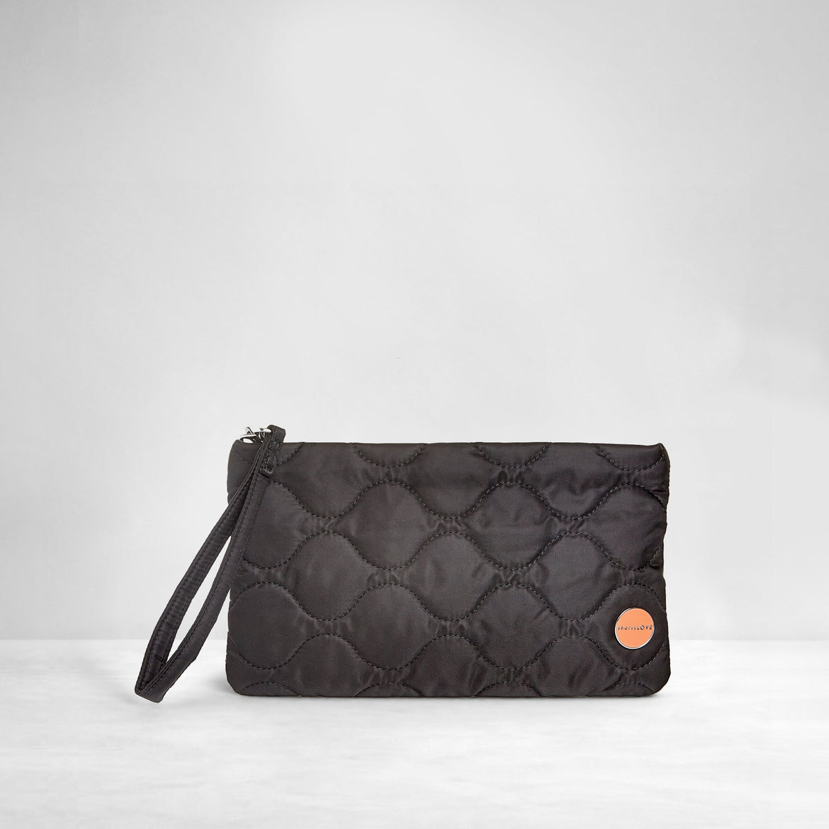 cleo - quilted wristlet clutch
