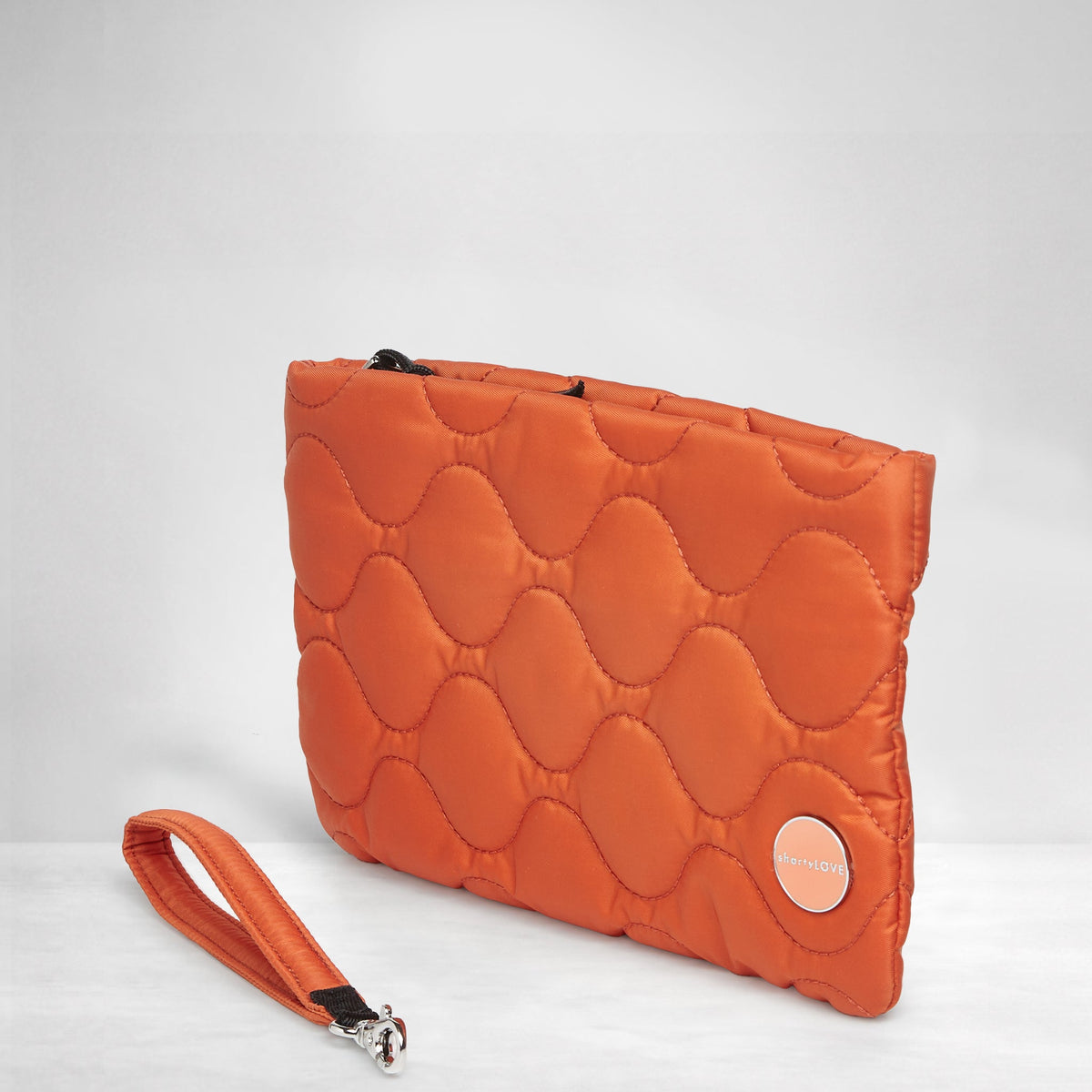 cleo - quilted wristlet clutch