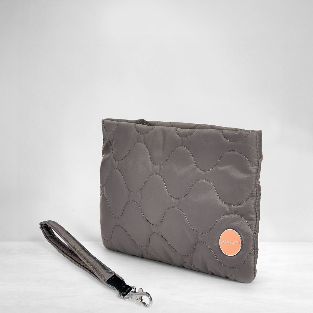 cleo - quilted wristlet clutch
