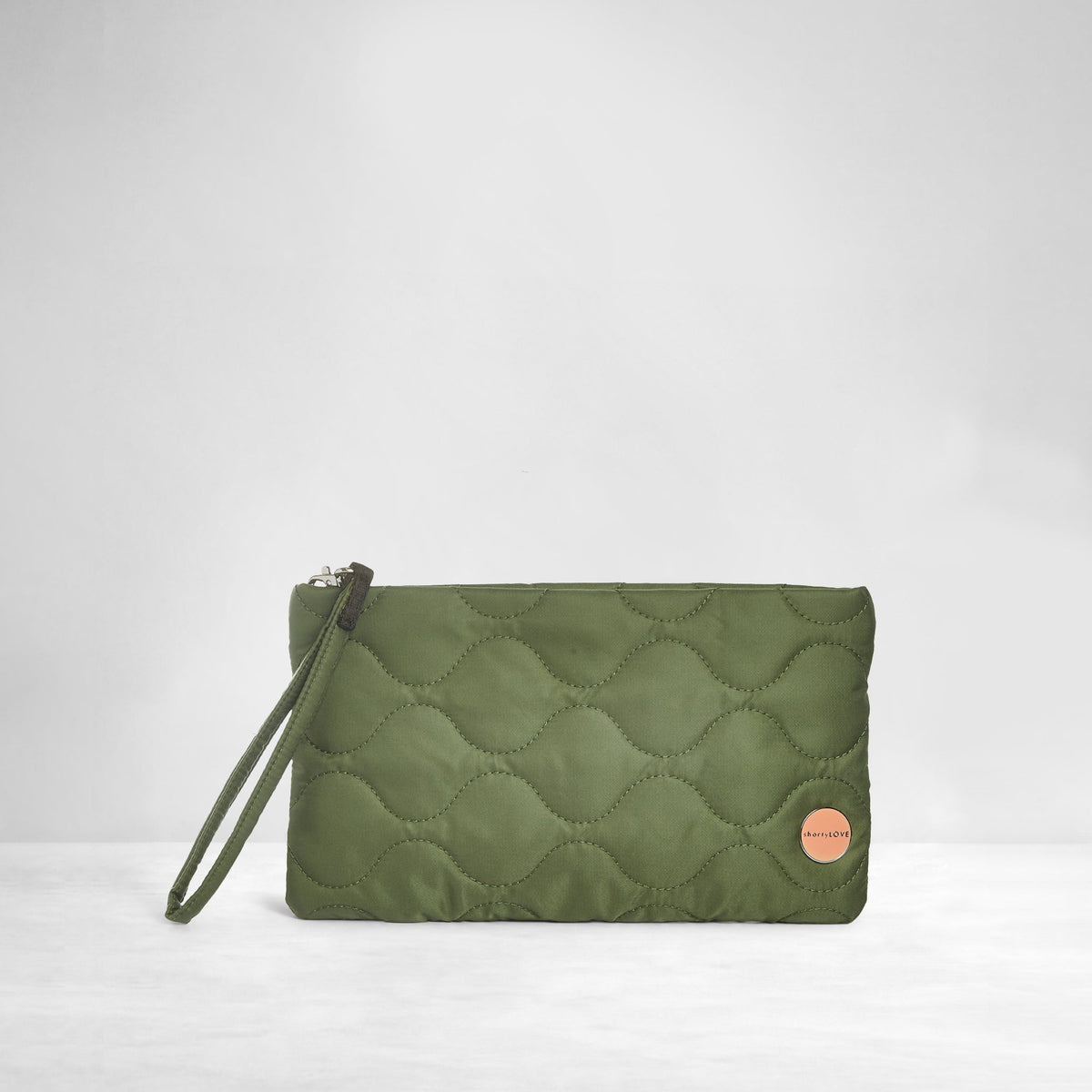 cleo - quilted wristlet clutch
